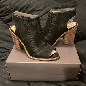 Vince Camuto Peep Toe Booties